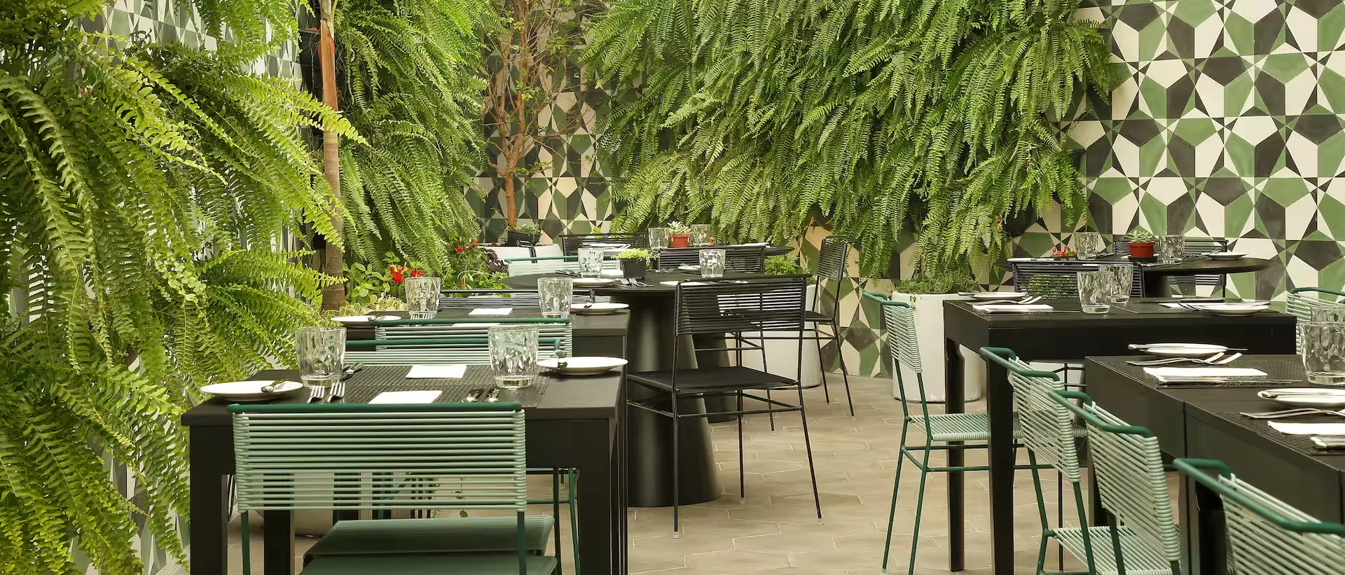 Instagrammable Rooftop Party - Open Bar & View - Image